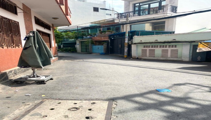 Nhà đẹp 4 tầng, Ô tô ngủ trong nhà, Tiếp Giáp Quận 1, 135m2sd Chỉ có 7,6 tỷ. Đường Bừi Hữu Nghĩa, Bình Thạnh, HXH, Chốt nhanh có nhà đón tết.